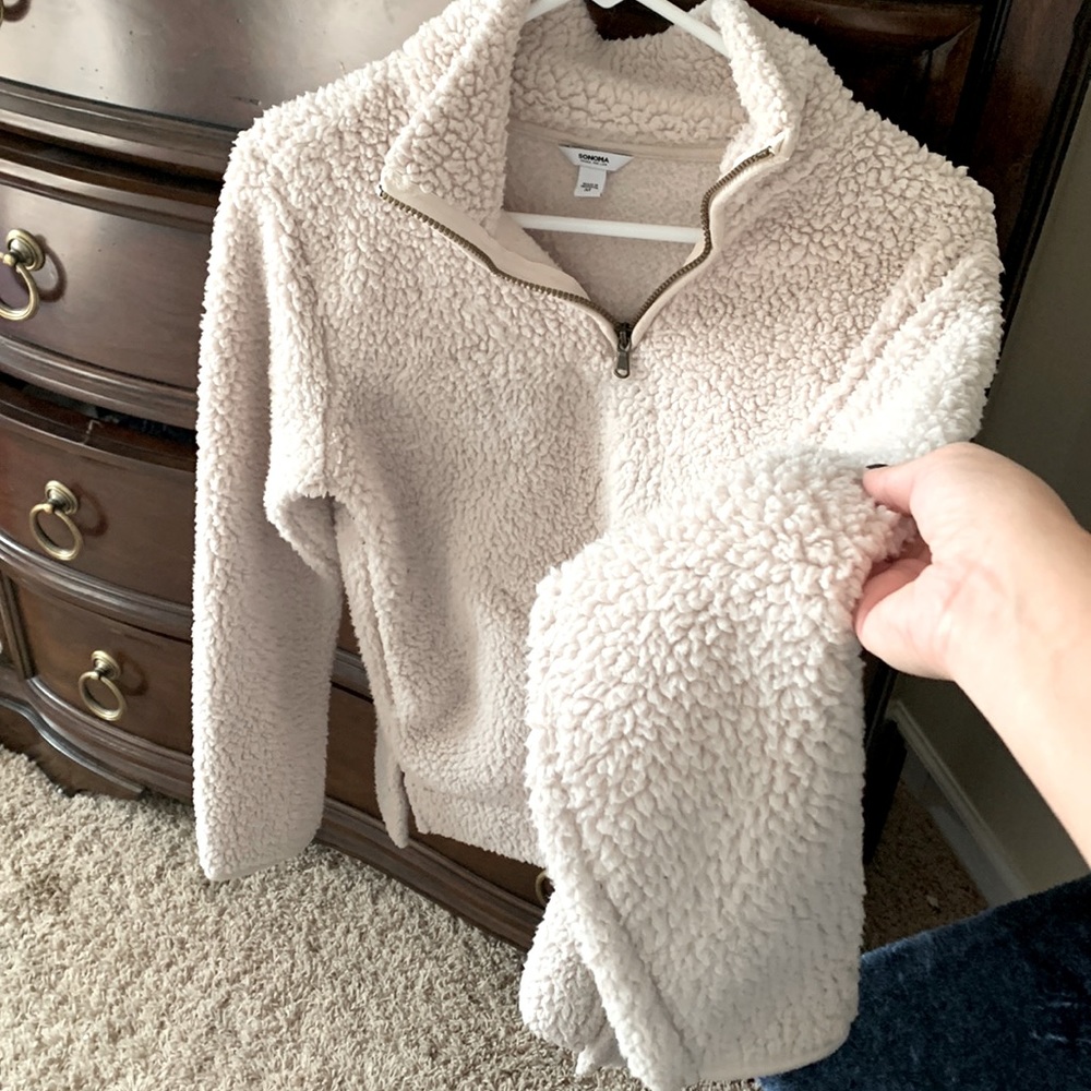 Cute Sherpa pullover